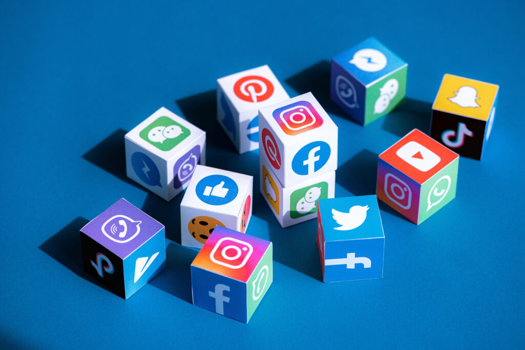 Image displaying different social media platforms used for social media marketing.