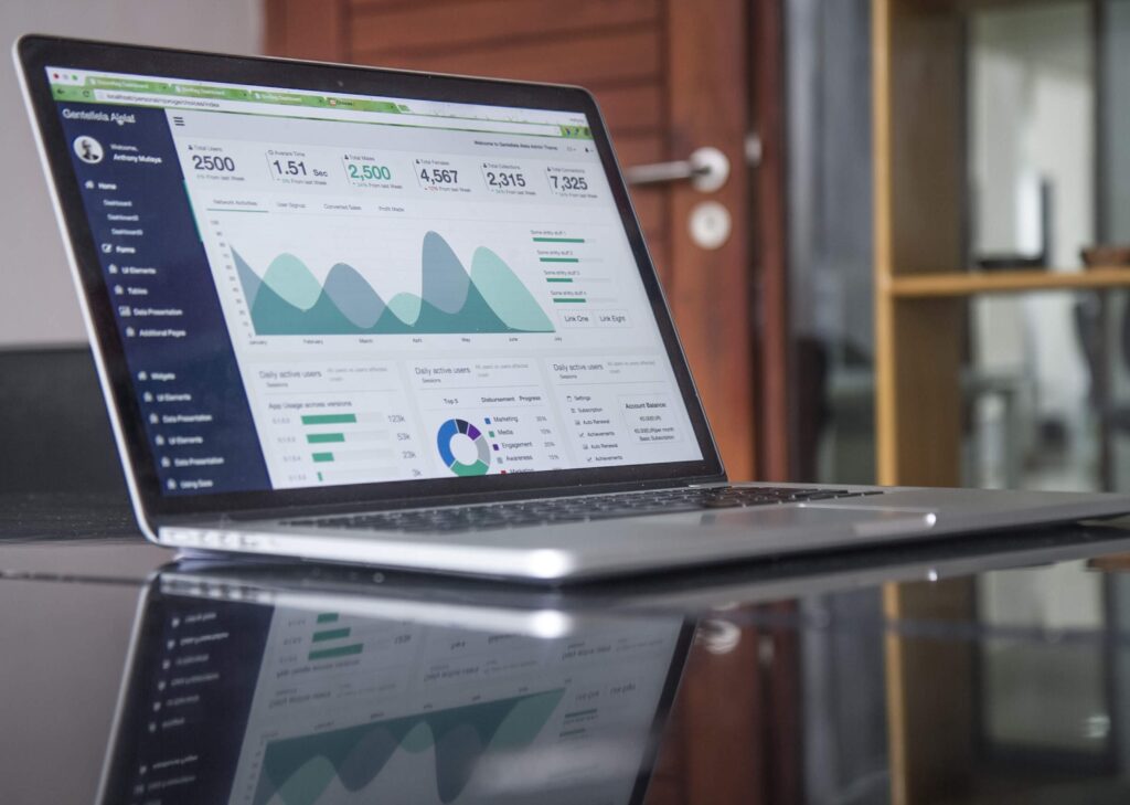 laptop that lists a range of web analytics
